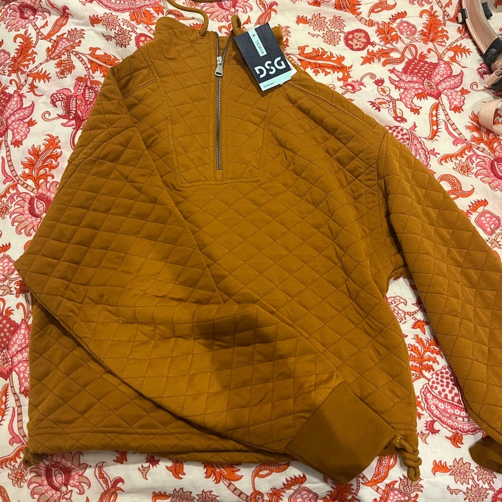 New with tags Dick’s Sporting Goods quarter zip